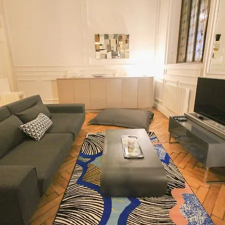 Apartment Centre - Nice Cozy And Functional Studio